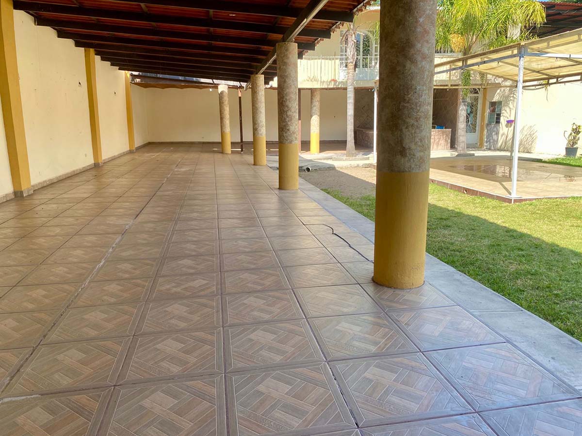 WhatsApp Image 2025-10-23 at 12.20.51 PM (1)