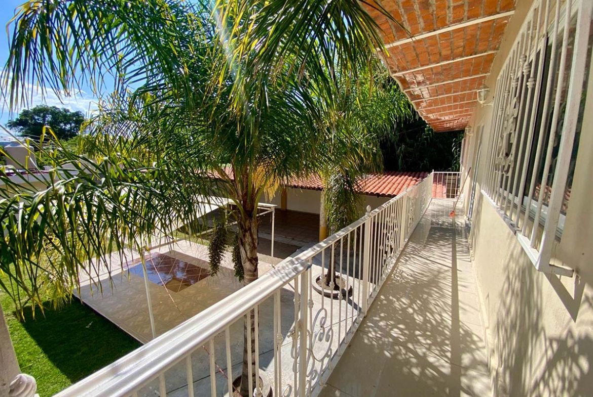 WhatsApp Image 2025-10-23 at 12.20.55 PM (1)