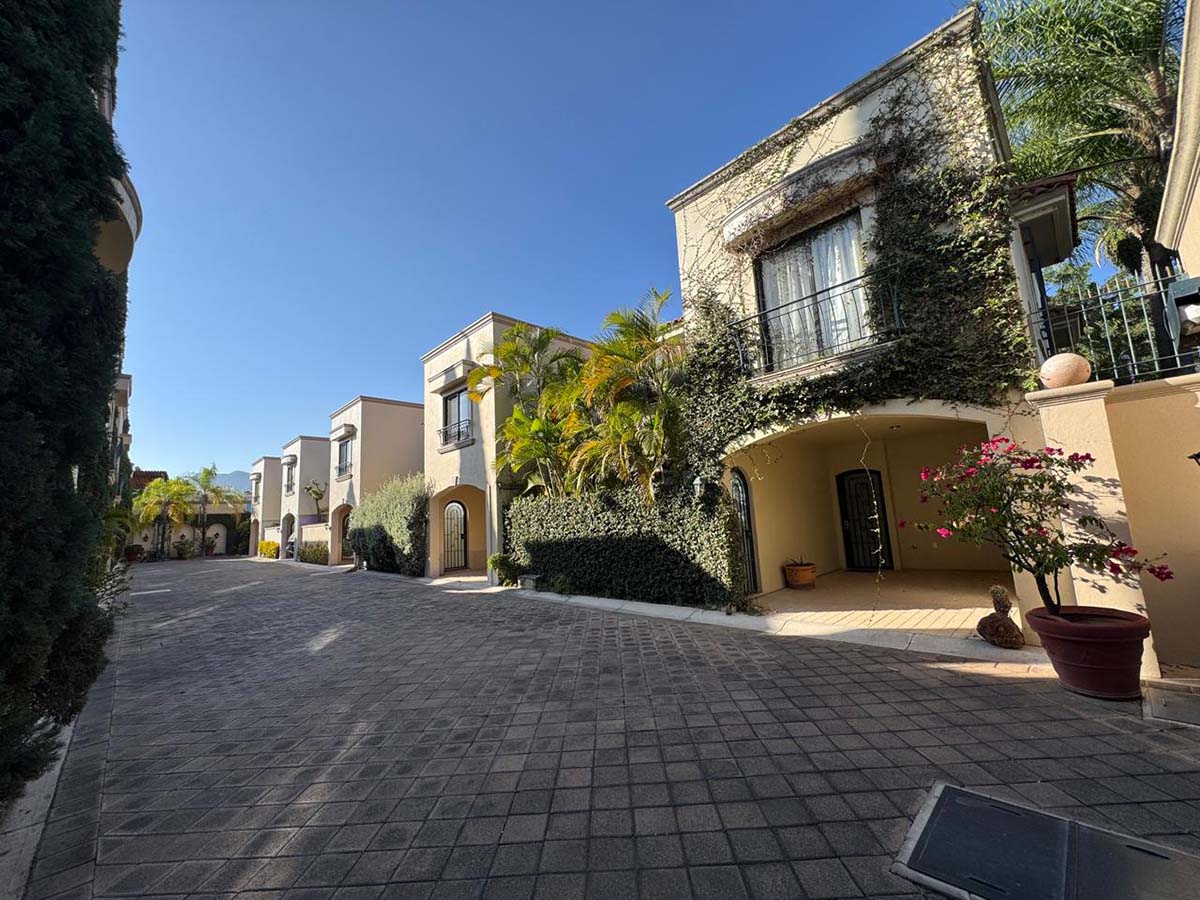 WhatsApp Image 2025-11-04 at 11.10.03 AM (1)