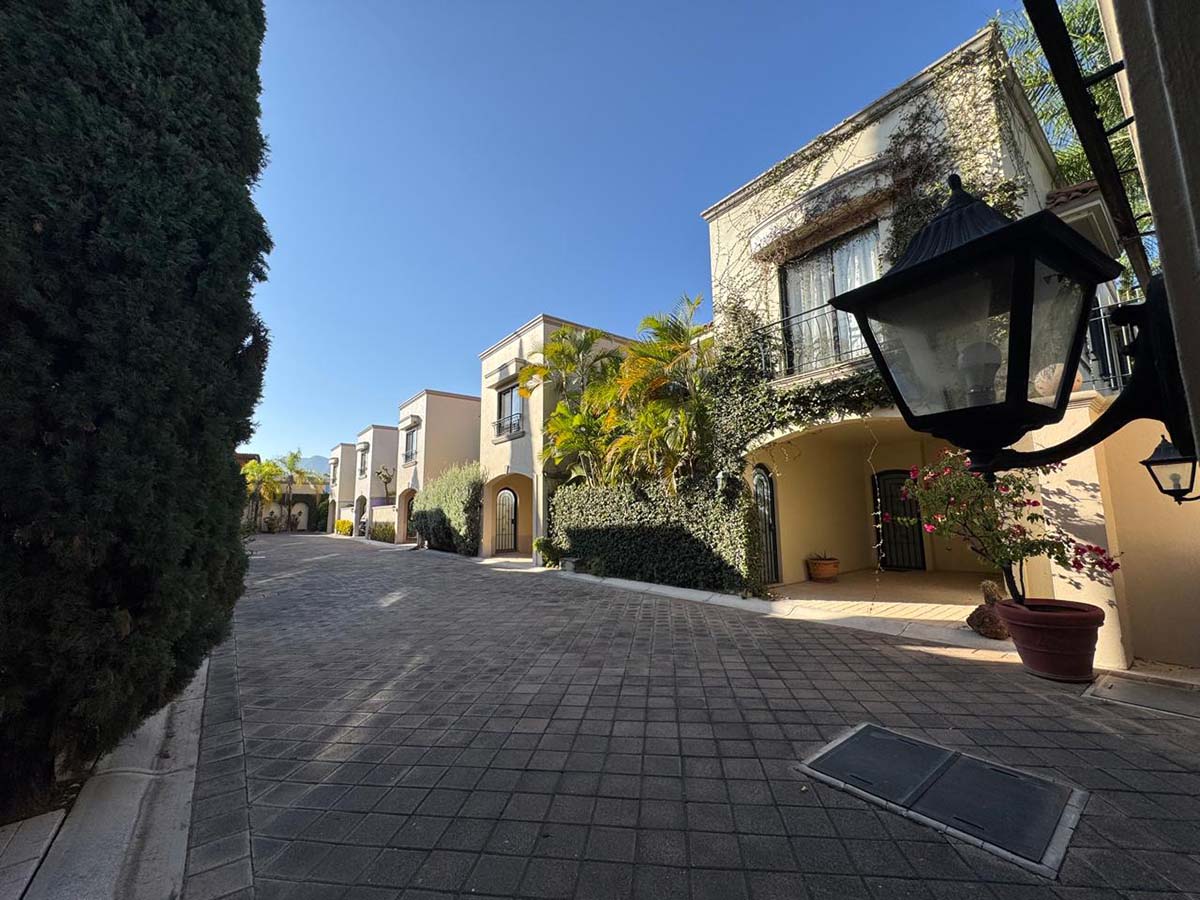 WhatsApp Image 2025-11-04 at 11.10.03 AM