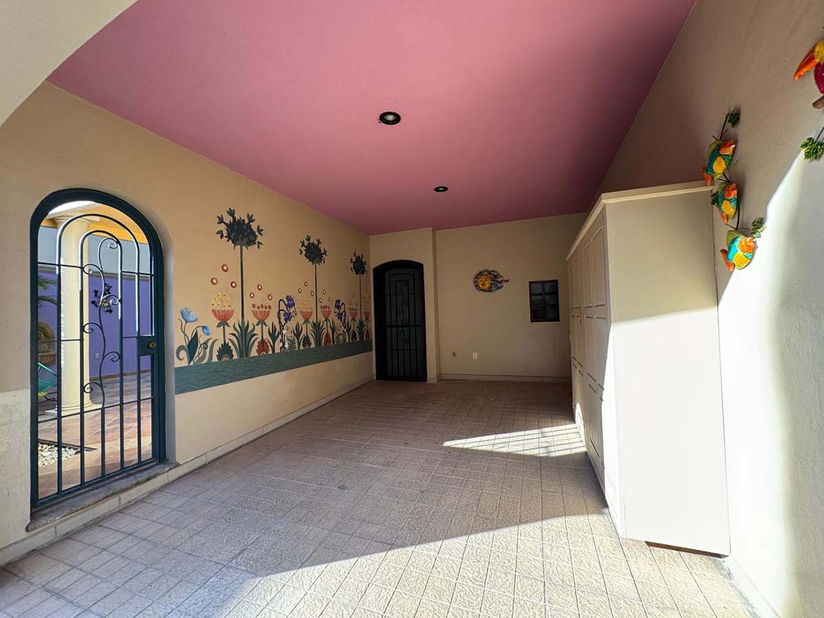 WhatsApp Image 2025-11-04 at 11.10.04 AM