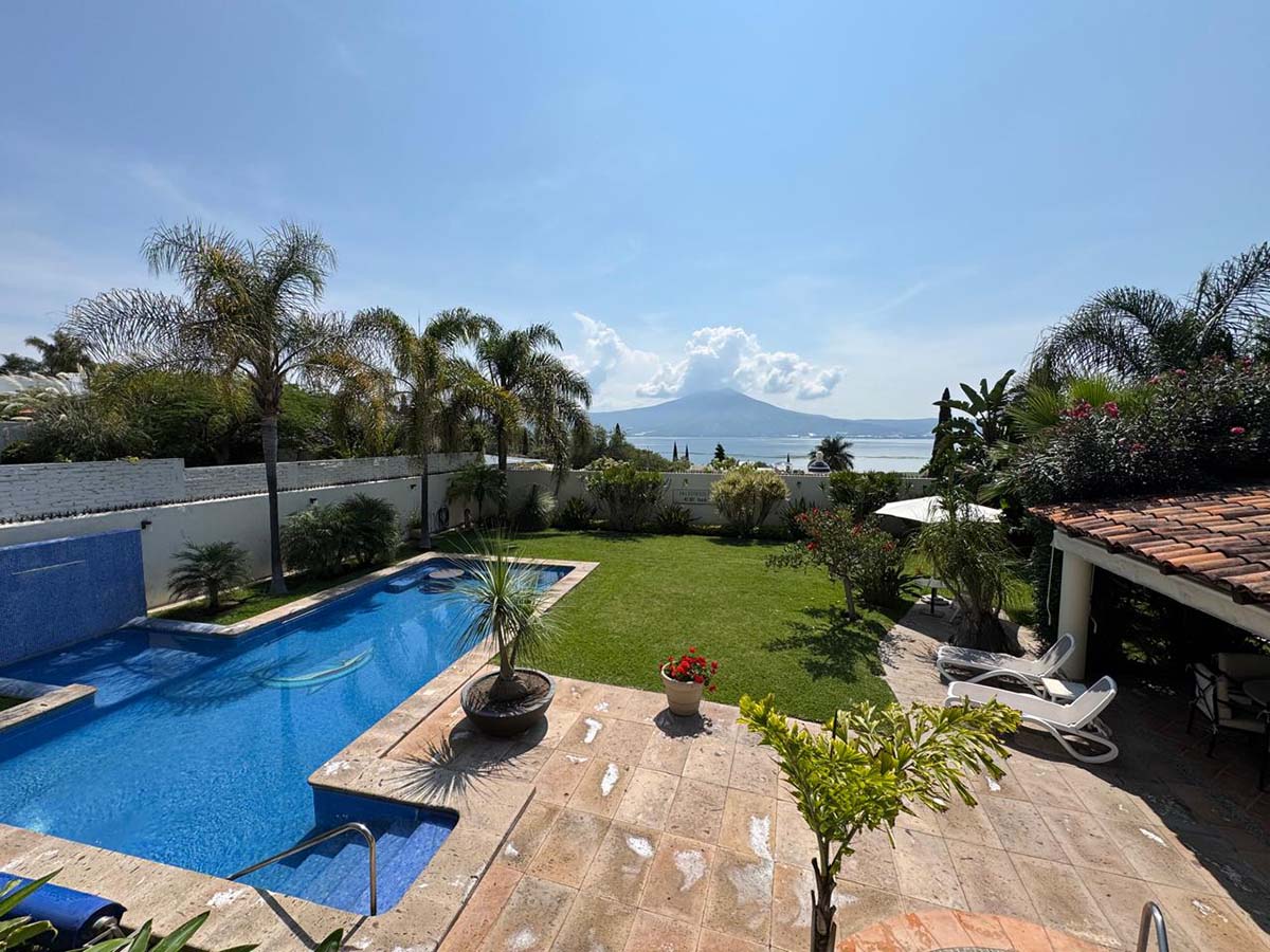 WhatsApp Image 2025-11-04 at 3.53.46 PM (1)