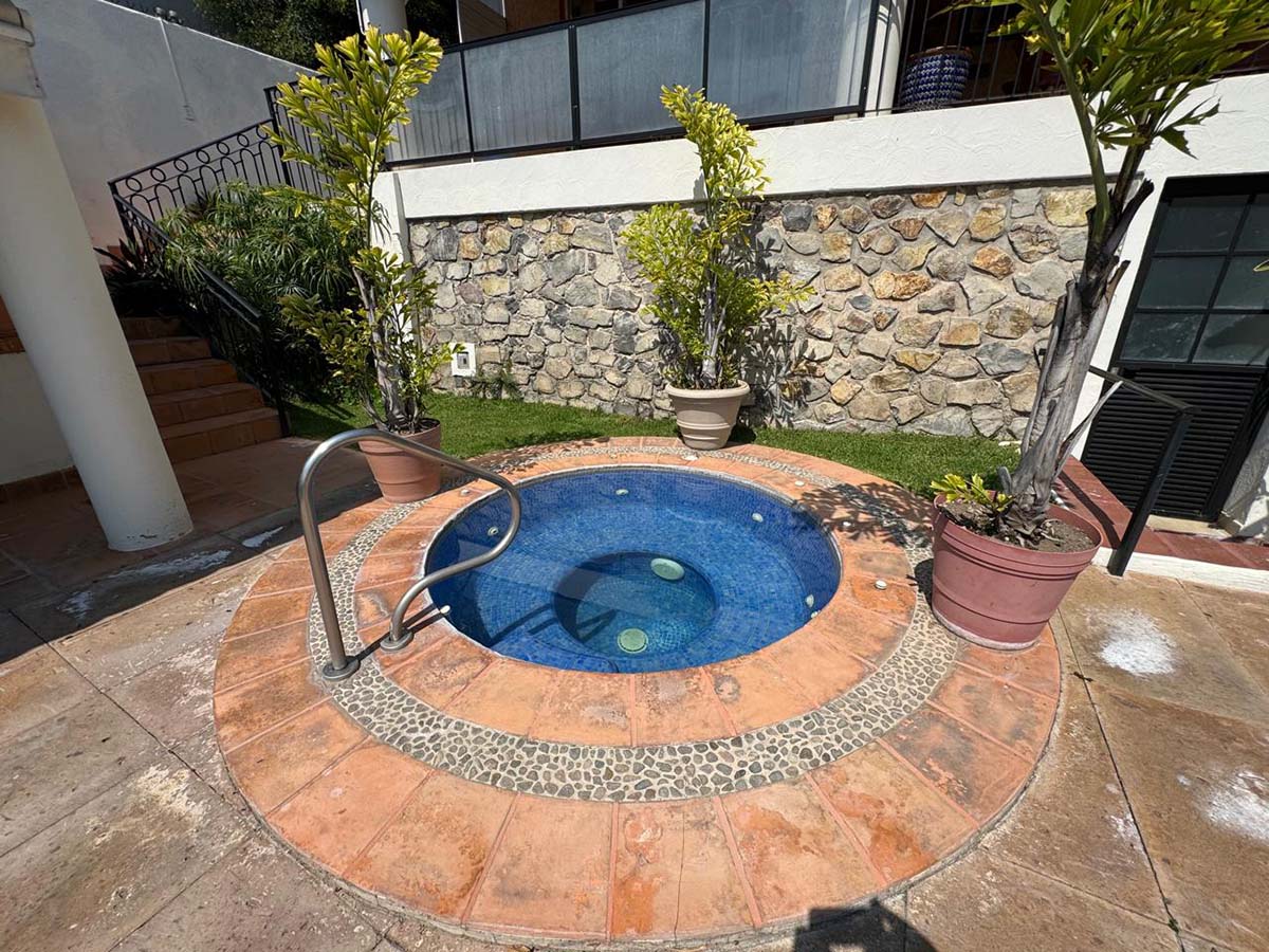 WhatsApp Image 2025-11-04 at 3.53.47 PM (1)