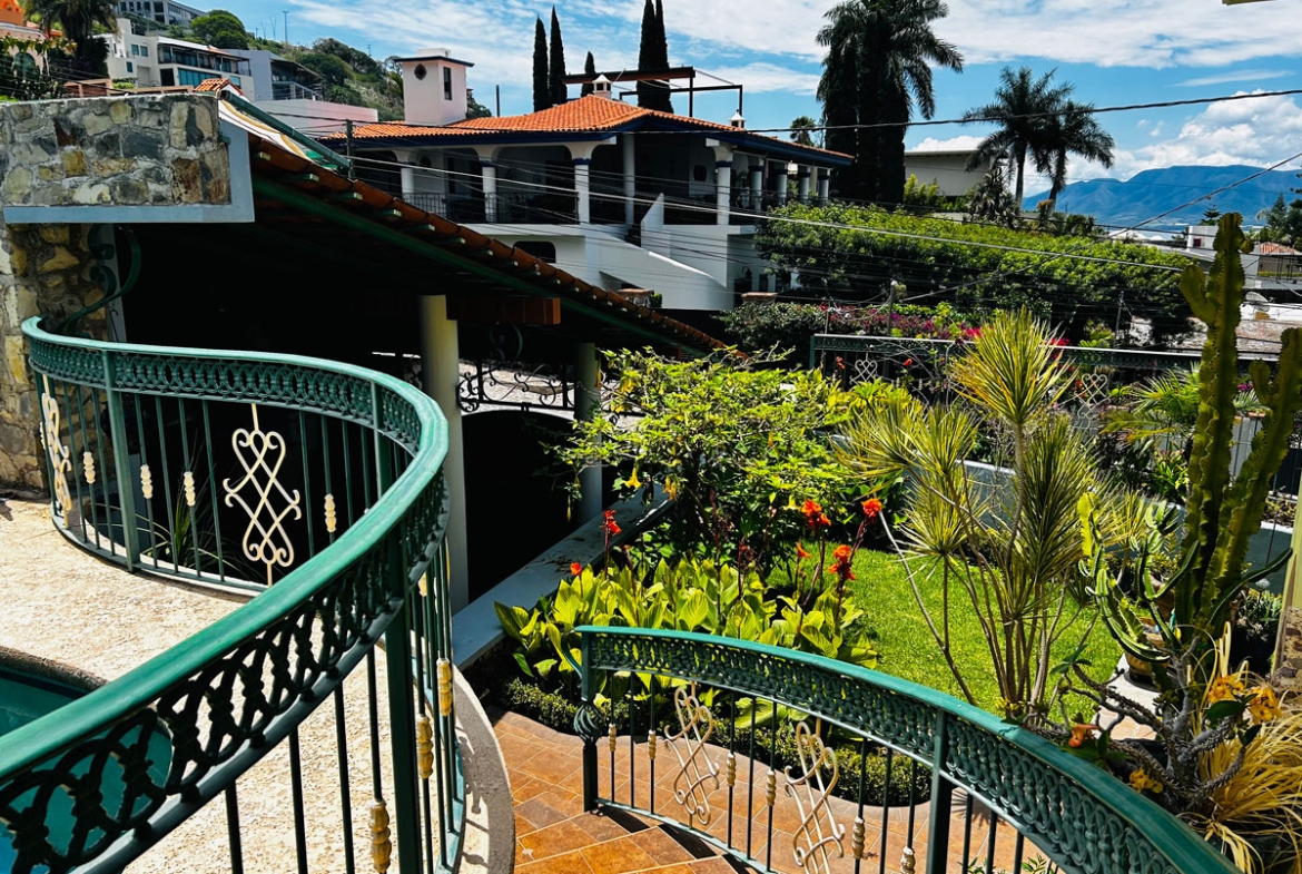 Casa Reedcrest