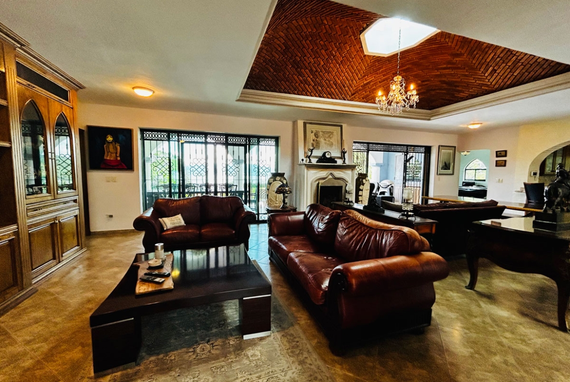 Casa Reedcrest