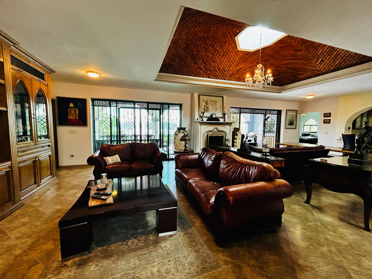 Casa Reedcrest