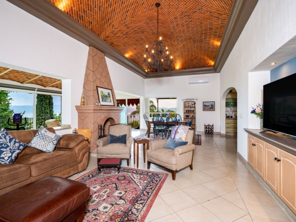 Casa Dragonfly