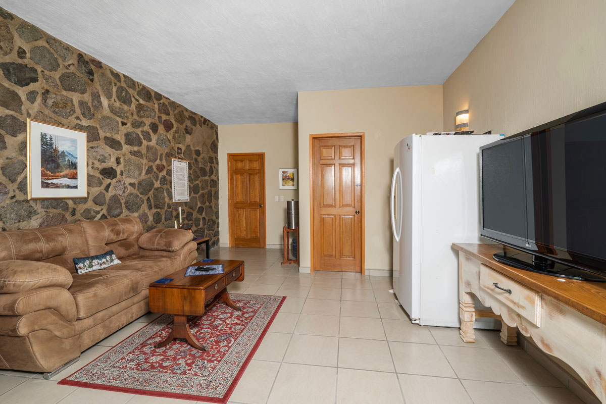 12 Casa Dragonfly