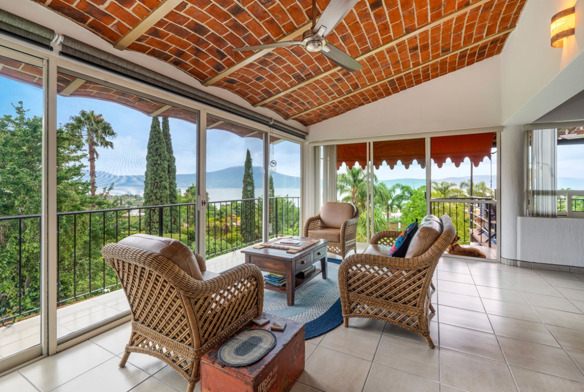 Casa Dragonfly