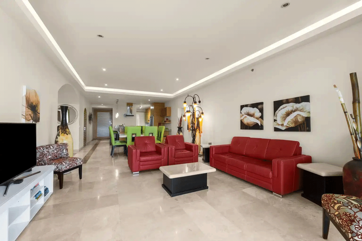 Condo El Dorado 202