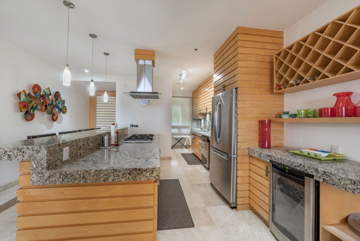 Condo El Dorado 202