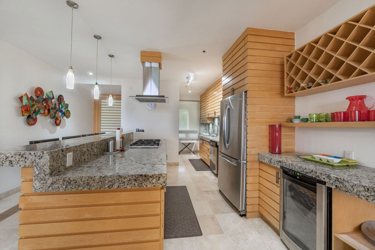 Condo El Dorado 202