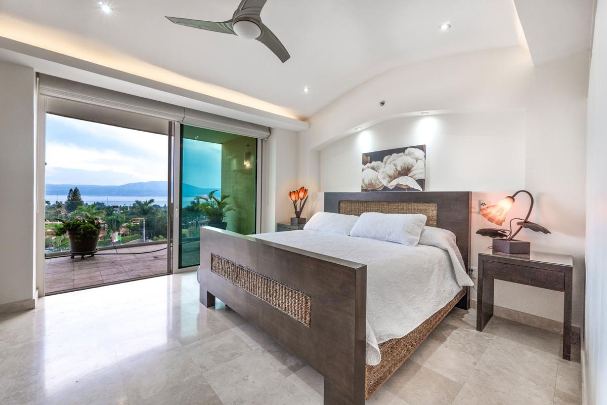 Condo El Dorado 202