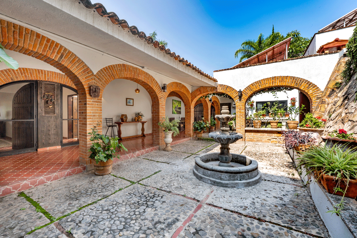 The Hidden Villa