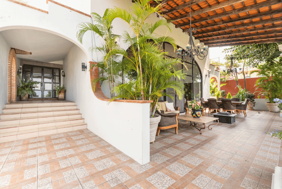 The Hidden Villa